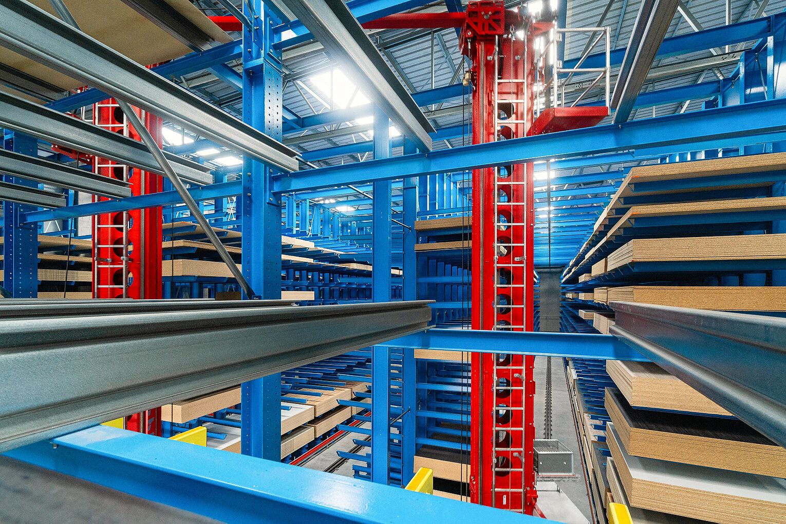 [Translate "Czech Republic"] Cantilever racking